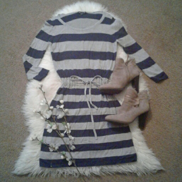 GAP Dresses & Skirts - Gap S Classic Stripe Stretch Dress